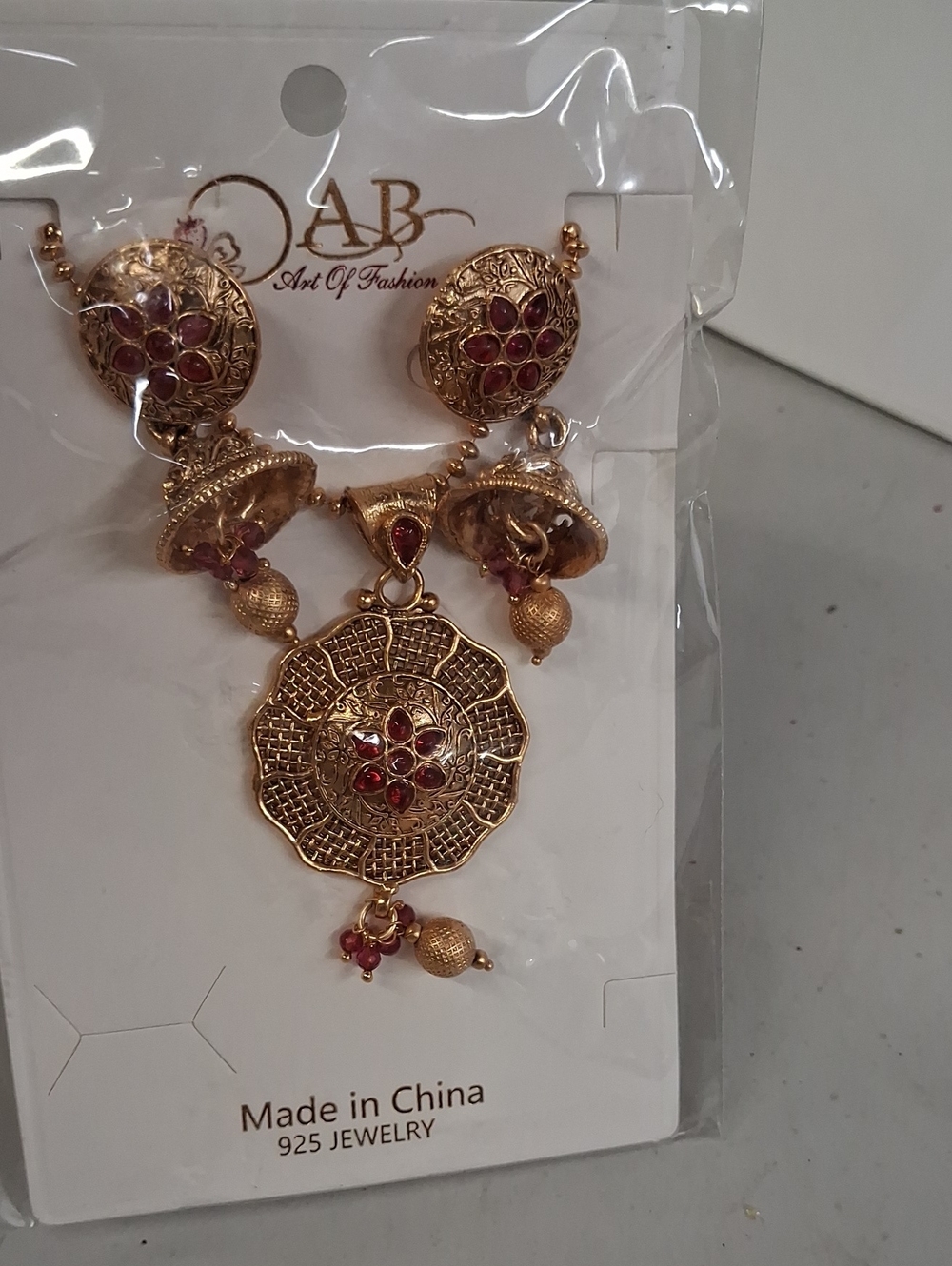 NWT Gold Plated Pendant Necklace & Matching Jhumka Earrings Set